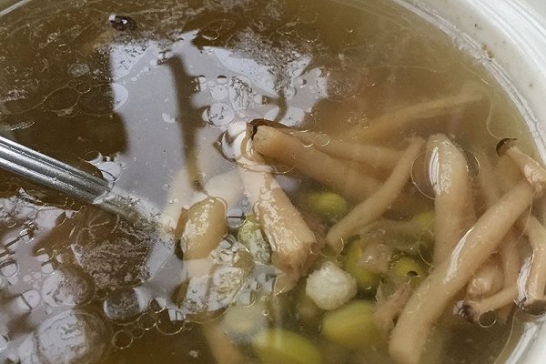 秋季养生菌菇汤