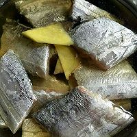 红烧带鱼秋季养生菜的做法图解2