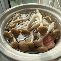 玉米排骨蘑菇汤-夏季养生的做法图解3