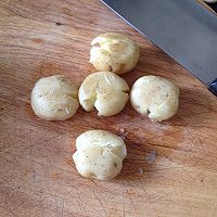 橄榄油香煎小土豆的做法图解3