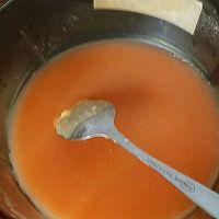 给宝宝的辅食：胡萝卜米浆的做法图解2
