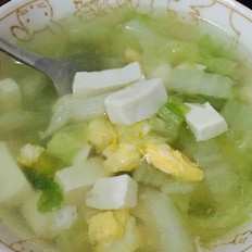 鸡蛋白菜豆腐汤