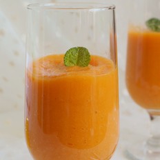 芒果金瓜胡萝卜汁
