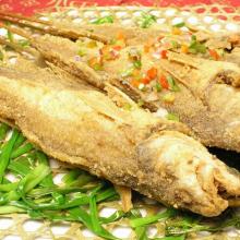中国重要经济鱼类：油炸小黄鱼的做法简介